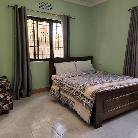 Abby'S Homestay Moshi Exterior foto